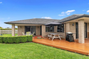 Magical Waipu - Central Family Holiday Home